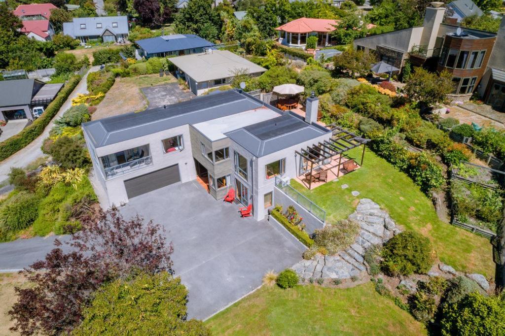 Sargood Splendour - Wanaka Holiday Home ภายนอก รูปภาพ